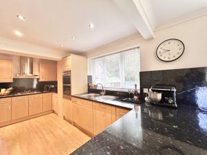 Photo 9- click for photo gallery